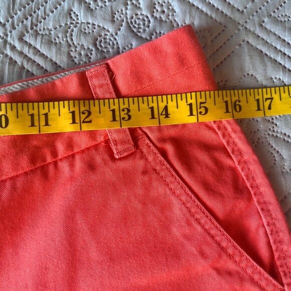 J.Crew Women's Chino Broken In Shorts Peach‎ Color With Pockets Size 4 - Picture 4 of 5